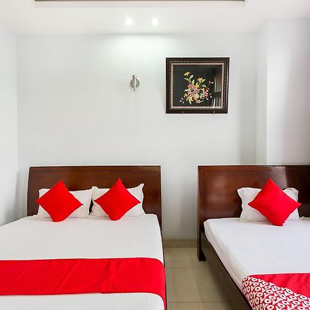 Oyo 130 Tuan Long Hotel مدينة هوشي منه المظهر الخارجي الصورة