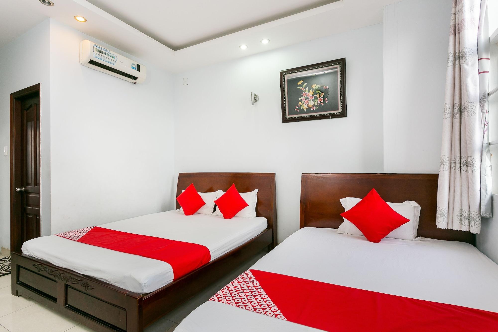 Oyo 130 Tuan Long Hotel مدينة هوشي منه المظهر الخارجي الصورة