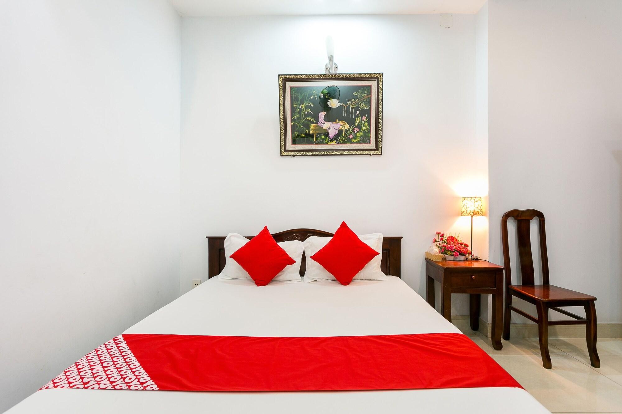 Oyo 130 Tuan Long Hotel مدينة هوشي منه المظهر الخارجي الصورة