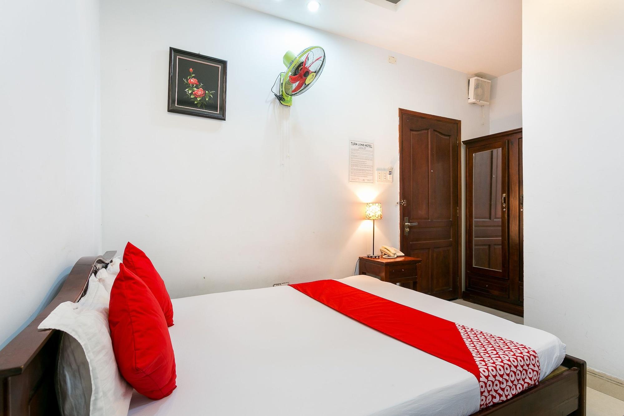 Oyo 130 Tuan Long Hotel مدينة هوشي منه المظهر الخارجي الصورة