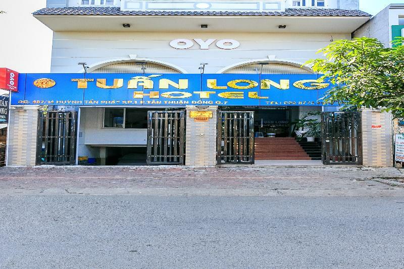 Oyo 130 Tuan Long Hotel مدينة هوشي منه المظهر الخارجي الصورة