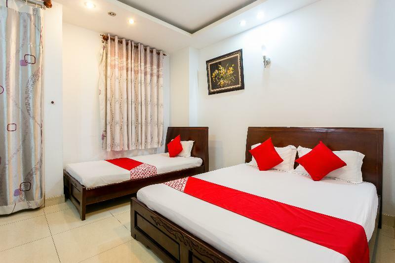 Oyo 130 Tuan Long Hotel مدينة هوشي منه المظهر الخارجي الصورة